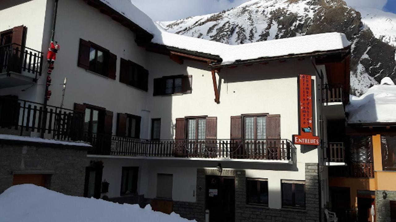 Affittacamere Entreves La Thuile Eksteriør bilde